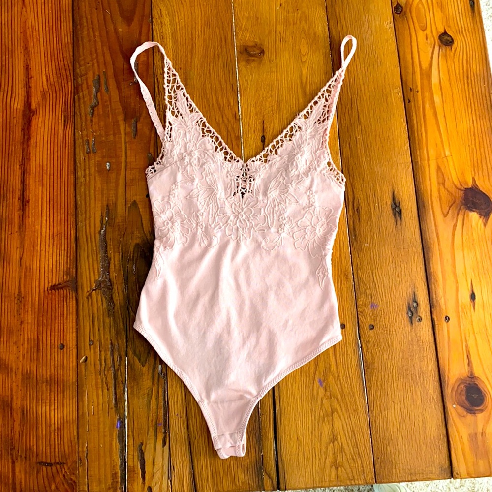Free People NWT pink bodysuit size XS